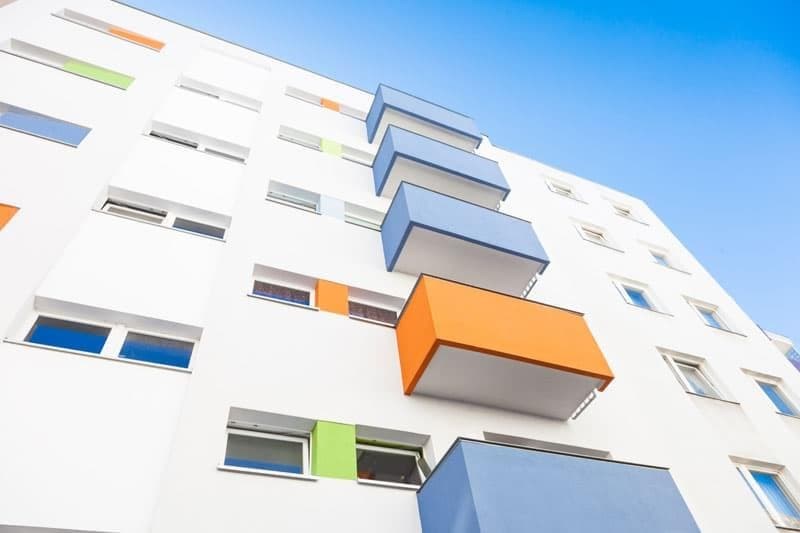 ¿Cómo transformar un piso antiguo en una vivienda moderna con una reforma integral?